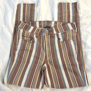 American Eagle next level stretch. High-rise jegging crop Size 6